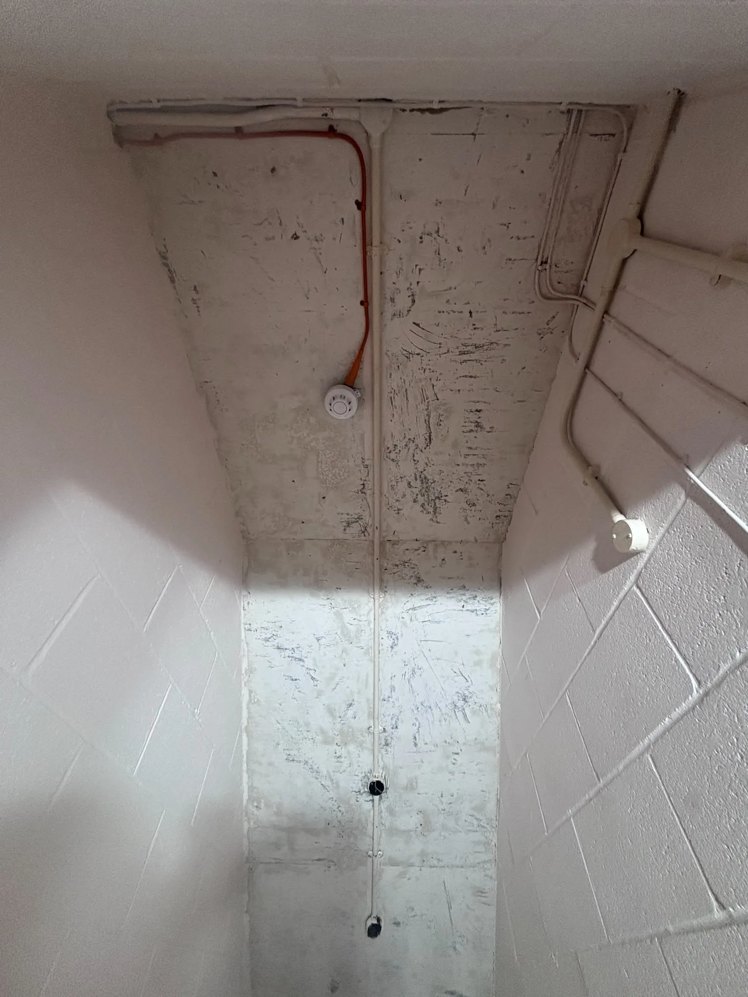Licensed asbestos gasket removal in a Wandsworth commercial property